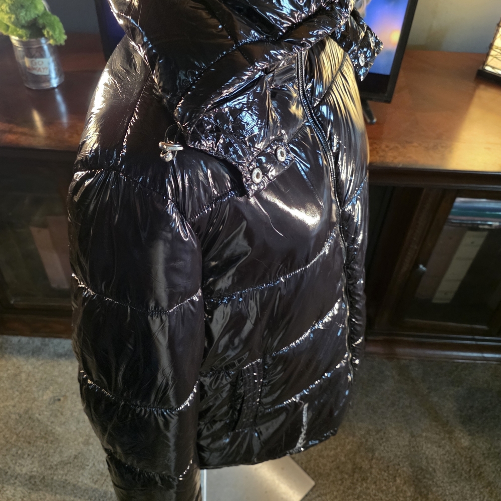 Crissrexo Size XL Shiny Black Puffer Jacket